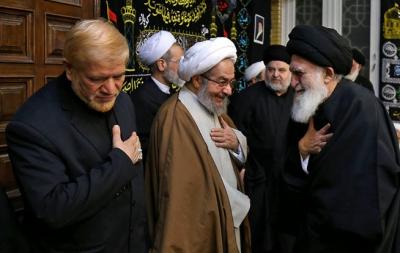 عکس/حضور مراجع و علما در بیت آیت الله موسوی 