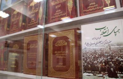 عکس/حضور مراجع و علما در بیت آیت الله موسوی 