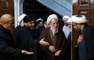 عکس/حضور مراجع و علما در بیت آیت الله موسوی 