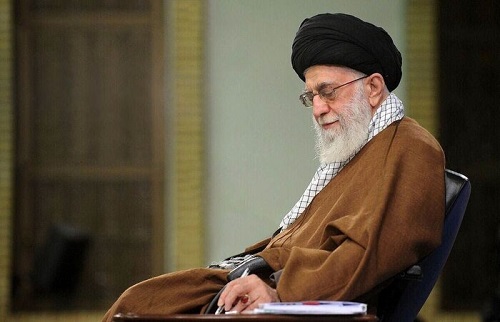  رهبر شهید تنها متحصنی بود که در حرم رضوی کتاب می‌خواند/ دغدغه‌هایی برای نشر