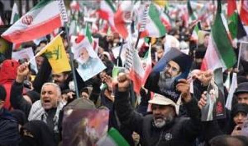 اتحاد ملت در شکستن صف دشمن زبون 