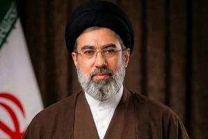 حقیقتا که خامنه ای جوان شد ...