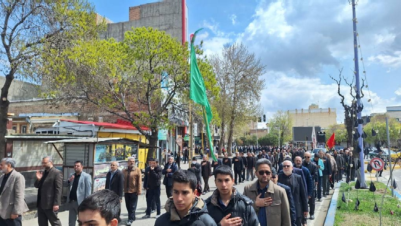 عزاداری خیابانی بمناسبت شهادت امام جعفر صادق (ع) در خوی