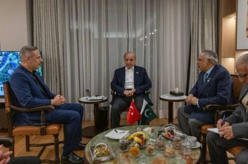  دیدار فیدان و نخست وزیر پاکستان