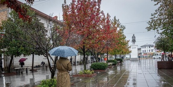 بارش باران و رعد و برق در اغلب مناطق کشور