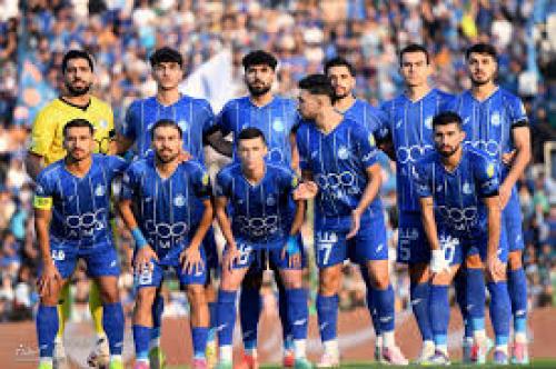 ستاره مهاجم استقلال  در آمریکا 