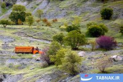 بهار در دامنه کوه شاهو 