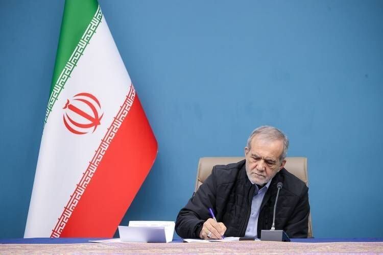  همه ما «ایرانی» و «انقلابی» هستیم