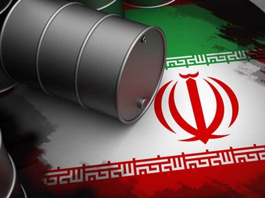 آمریکا چین را به بهانه مقابله با معاملات نفت ایران تحریم کرد