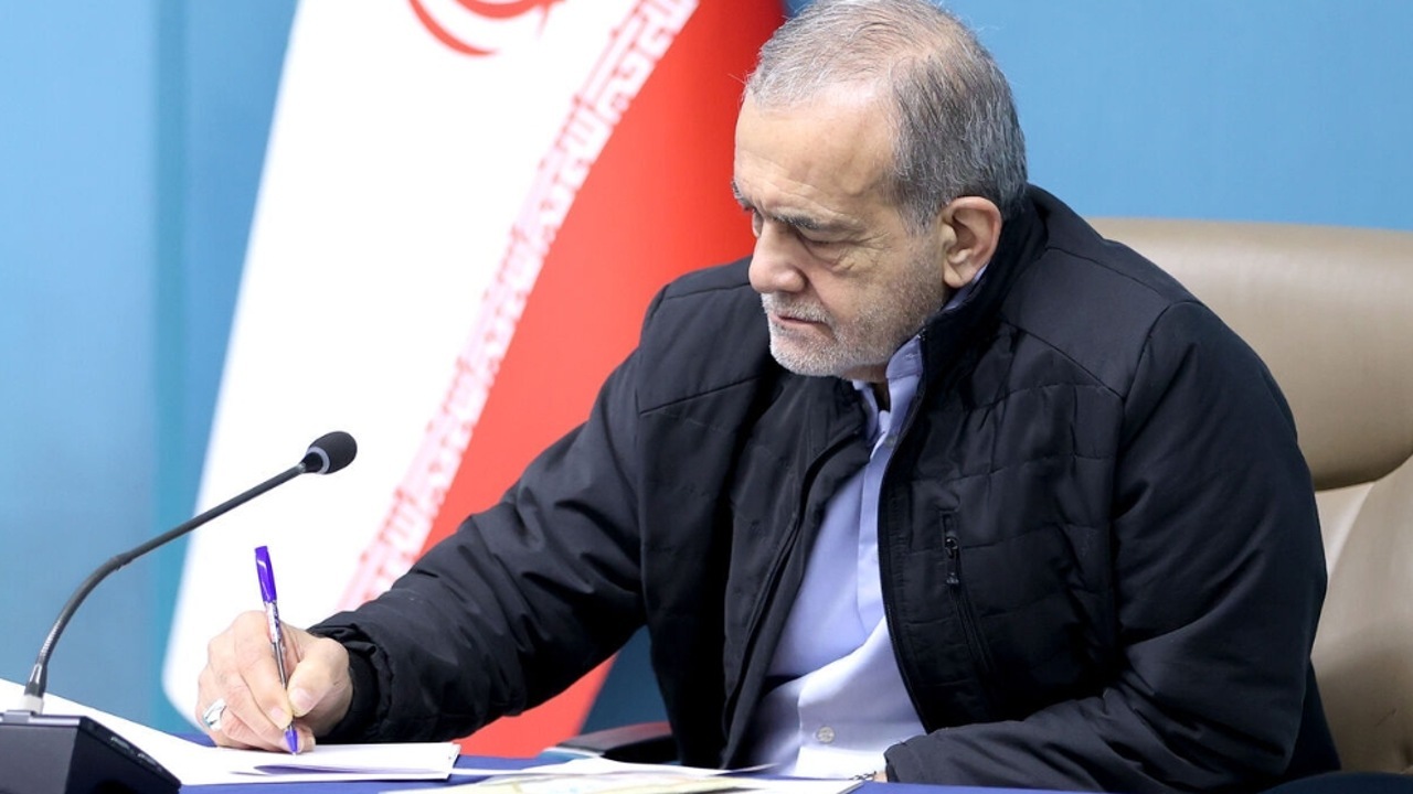 دولت صیانت از حقوق و معیشت کارگران را وظیفه خود می‌داند 