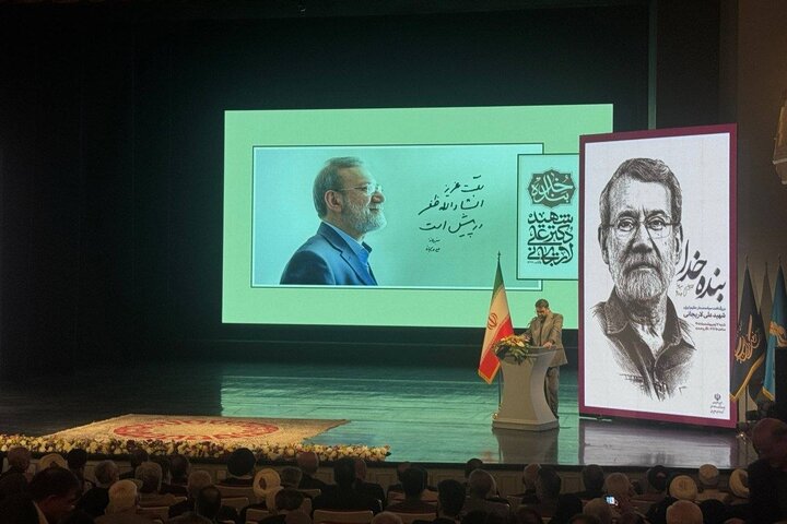 لاریجانی شجاع بود!