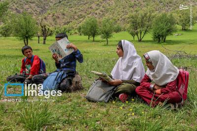معلمی دلسوز دردهکده