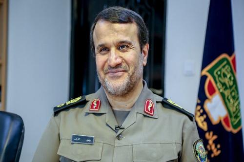 یقه دشمن را رها نمی‌کنیم/ تنگه هرمز پاشنه آشیل دشمنان است