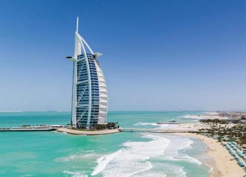 تا فرصت دارید از دبی فرار کنید 