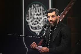 الله اکبر خامنه‌ای رهبر با نوای سیدرضا نریمانی
