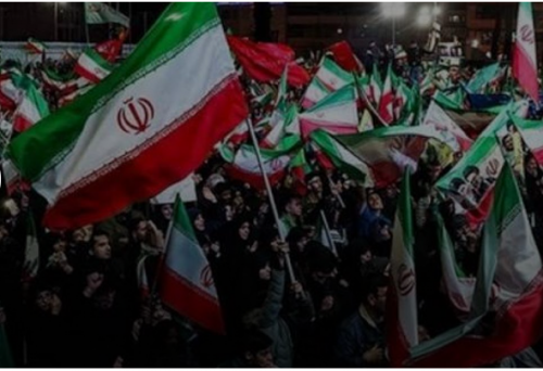 پایگاه بسیج زدن دخترایرانی درچین