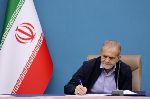 مردم ایران دوران بازآفرینی را با همدلی و وفاق پشت سر خواهند گذاشت