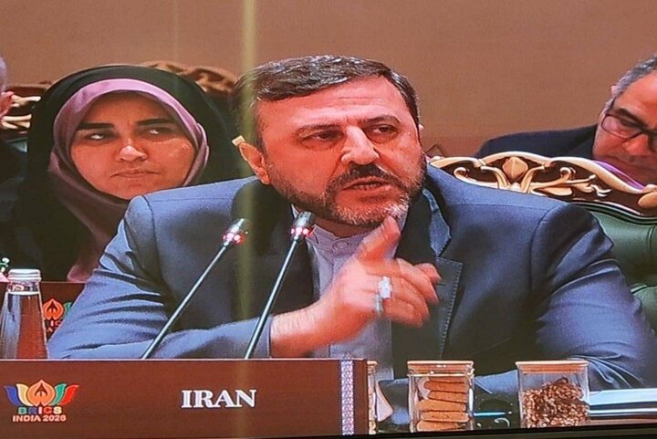 امارات به ایران خیانت کرد/هیچ جنگی با همسایگان خود نداریم