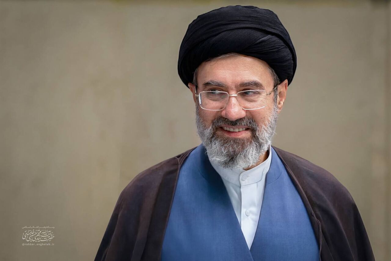  زبان فارسی از بزرگترین ظرفیت‌ها برای ترویج فرهنگ و تمدن غنی ایران است
