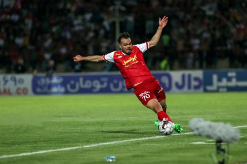 پرسپولیس در فکر فروش ستاره ازبکی