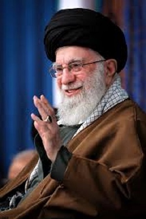 انتشار برای نخستین بار؛ فیلم تشرف رهبر شهید انقلاب به حرم کریمه اهل‌بیت(س)