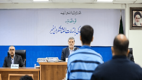 لیدر‌ مسلح کودتای دی‌ماه ۱۴۰۴ به دار مجازات آویخته شد+فیلم