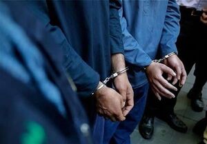 کشف ۵۷ قبضه سلاح کمری از یک دستگاه موتور سیکلت