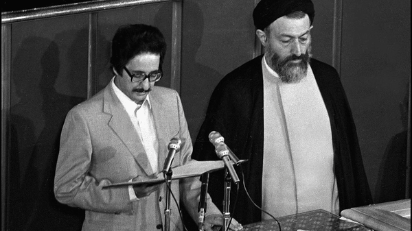 تفرقه‌ای که در زمان جنگ با تدبیر امام(ره) دفع شد