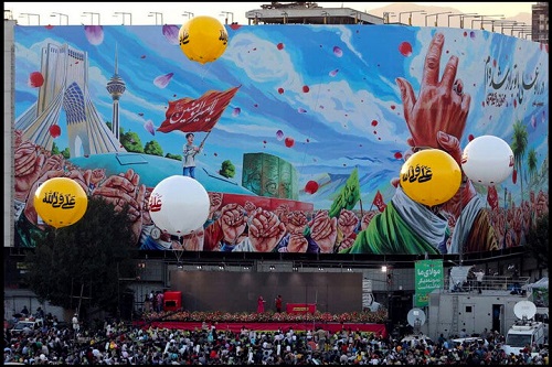 فیلم/ اجرای "علی‌ شیر خدا" توسط خواننده پاکستانی در جشن غدیر