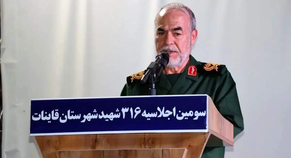 تنگه هرمز با نظم ایرانی اداره می‌شود 