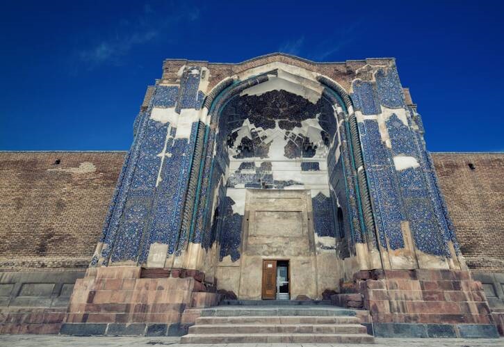 شکوه معماری فیروزه جهان اسلام