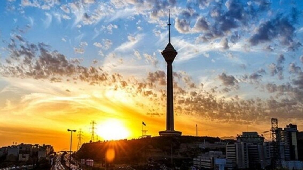 ماندگاری هوای گرم در تهران تا دوشنبه 