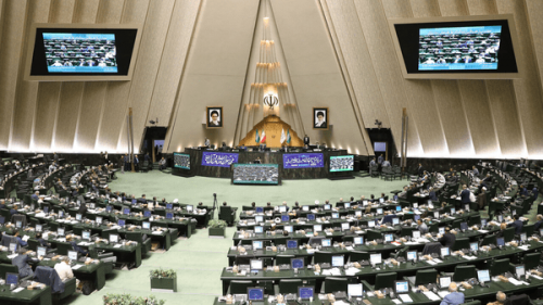 درخواست نمایندگان برای برگزاری جلسه علنی