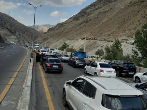 با هدف مدیریت موج بازگشت مسافران؛ جاده چالوس و آزادراه تهران-شمال امروز یک طرفه می شود