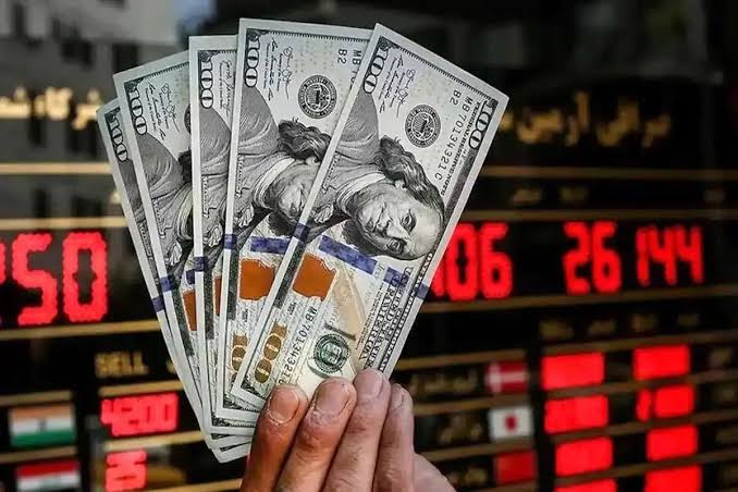 قیمت دلار امروز دوشنبه ۸ تیر
