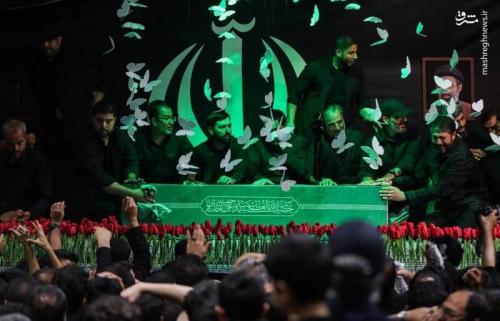 همه آنها که در بیت با رهبری وداع کردند، تمام شدند