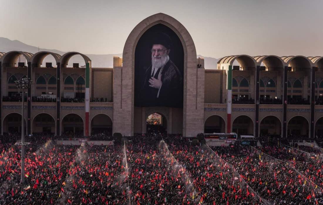 پشت صحنه آماده ‌سازی مراسم