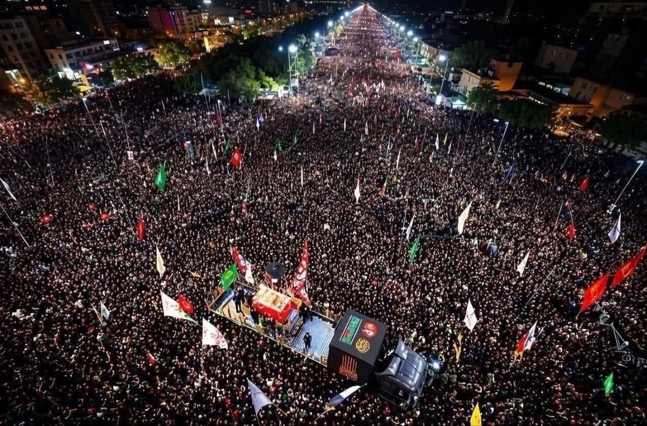 مشهد در آغوش اشک و حماسه