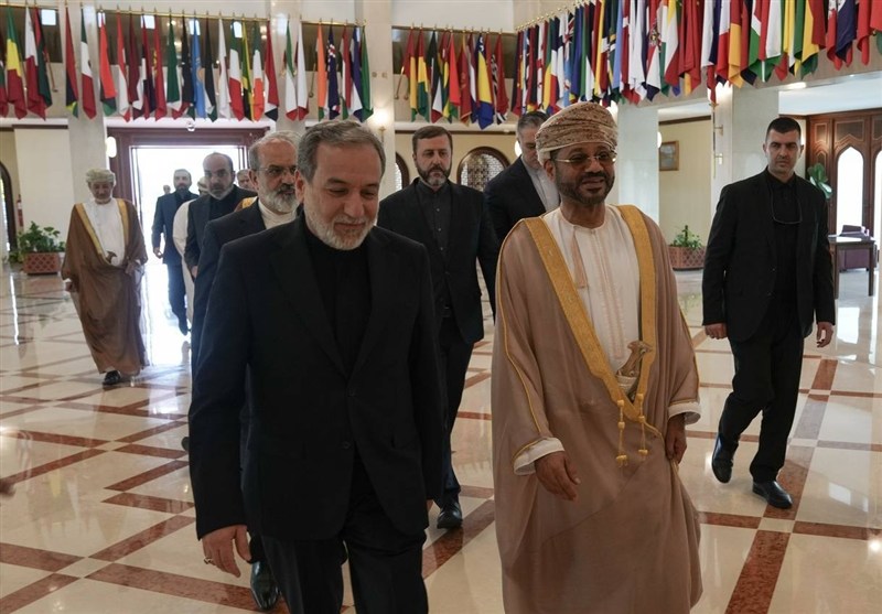دیدار عراقچی با همتای عمانی 