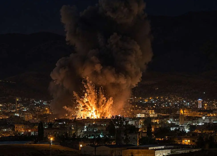  حمله هوایی به لرستان 