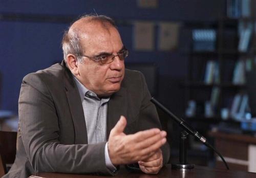 هیات منصفه دادگاه‌ مطبوعات «عباس عبدی» و «روزنامه اعتماد» را مجرم شناخت