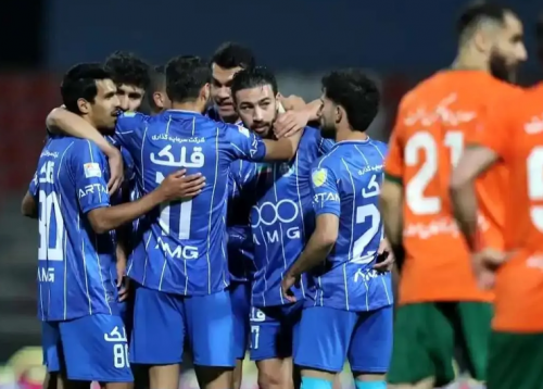  نقل و انتقالات استقلال با در بسته مواجه شد