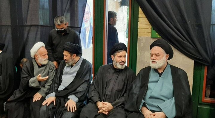 مراسم بزرگداشت رهبر شهید و داماد شهید ایشان برگزار شد+عکس