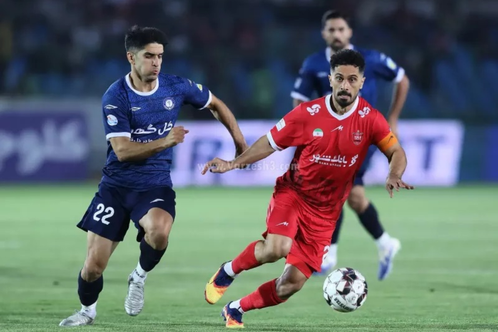 ستاره سابق گل‌گهر به پرسپولیس پیوست 