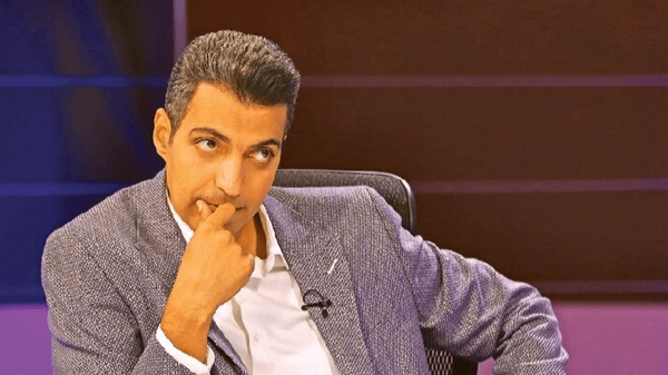 بانک اقتصادنوین  اسپانسر عادل فردوسی‌پور