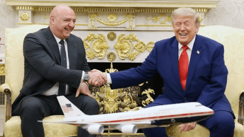 اولتیماتوم ترامپ به عون: یا جولانی، یا نتانیاهو! + عکس