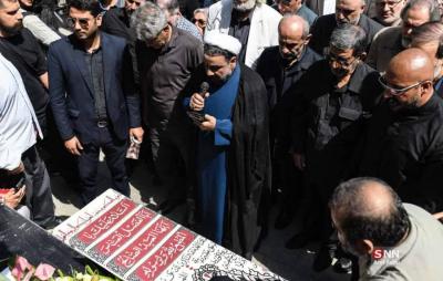 حضورچهره ها درمراسم تشییع اکبرعبدی