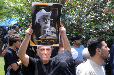 حاشیه‌های خاکسپاری اکبر عبدی در قطعه هنرمندان / عکس