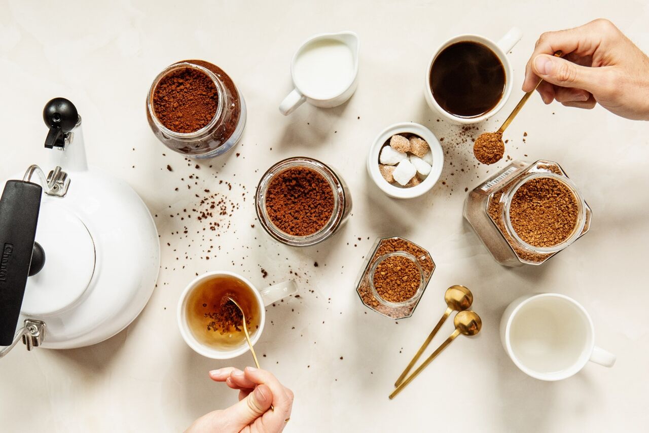 آیا مصرف قهوه و نوشیدنی‌های کافئین‌دار در دوران بارداری مجاز است؟