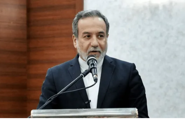  عراقچی: بر عهد خود با رهبر شهید ایستاده‌ایم 